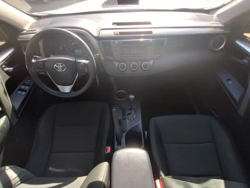 Toyota RAV 4 4 2.0 5 P L/16 4X4 VX CVT 2013