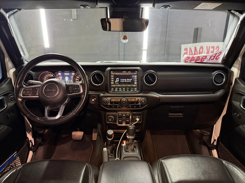 Jeep Gladiator 3.6 V6 4X4 OVERLAND AT8 2021