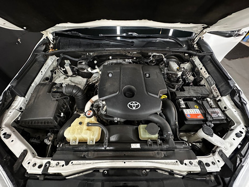 Toyota Hilux 2.8 TDI 4X2 DC SRX AT6 L16 2019