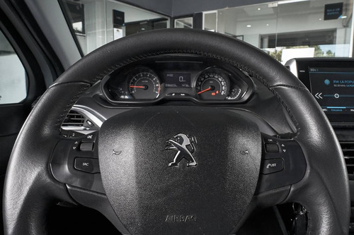 Peugeot 2008 1.6 Crossway 2023