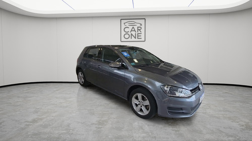Volkswagen Golf 1.6 VII FSI TRENDLINE L15 2017