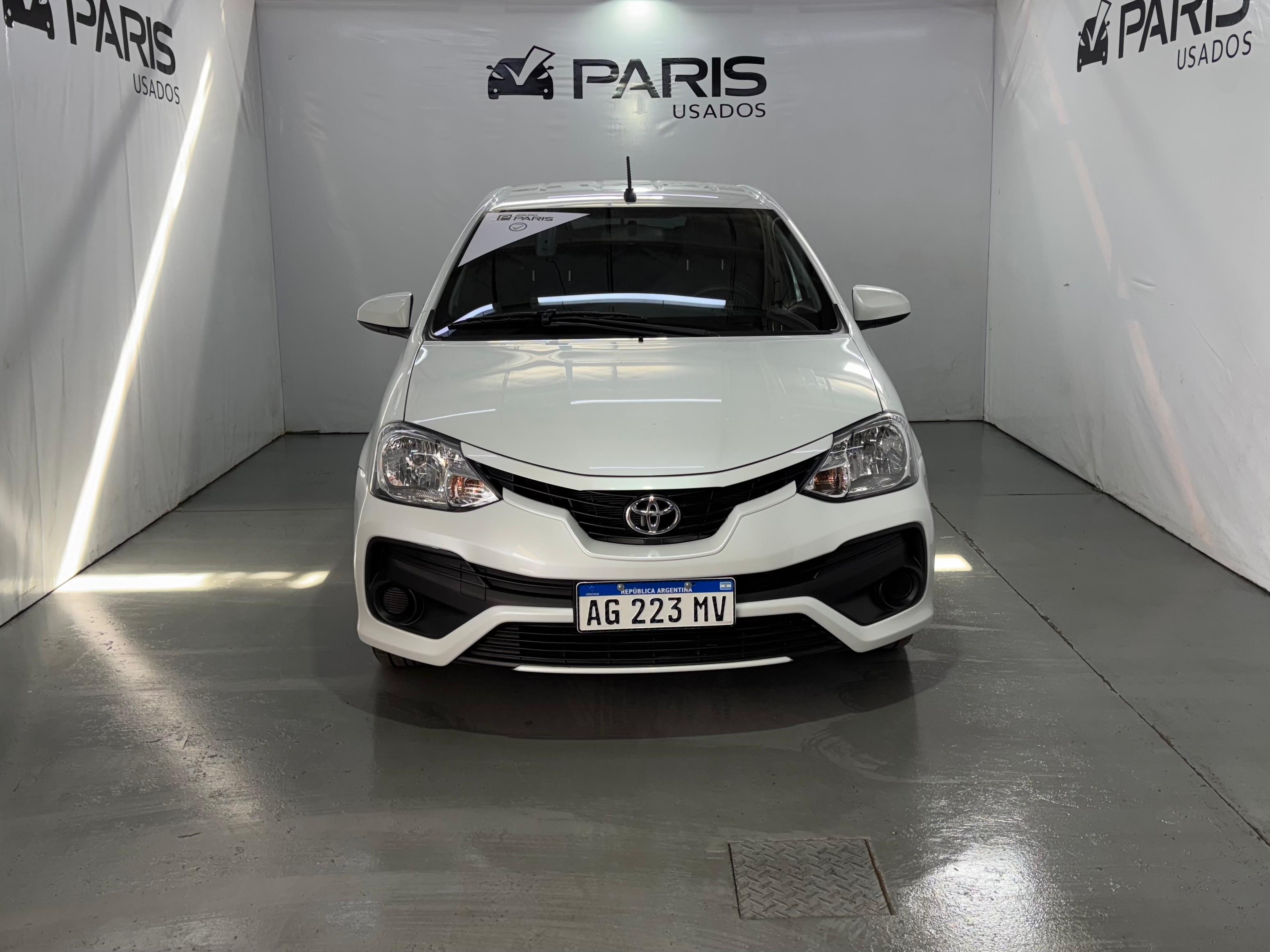 Toyota Etios 1.5 5PTAS X 6MT L/18 2023