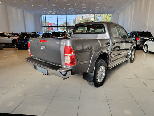 Toyota Hilux Pick-Up 3.0 Cd Srv 171cv 4x2 - B3 2015
