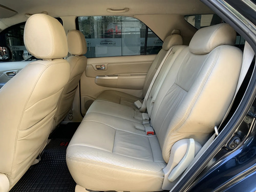 Toyota Hilux SW4 3.0 Srv Cuero At 4X4 2006