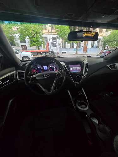 Hyundai Veloster 1.6 130cv At 2014