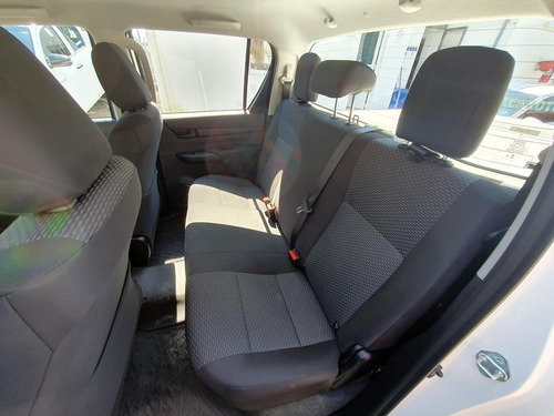 Toyota Hilux 2.8 Cd Srv 177cv 4x2 At 2025