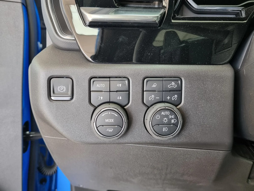 Chevrolet Silverado 5.3 V8 Z71 Trail Boss 2026