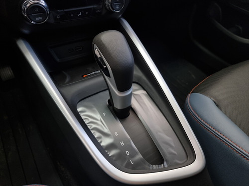 Chevrolet Onix plus 1.0 Turbo Premier At 2026