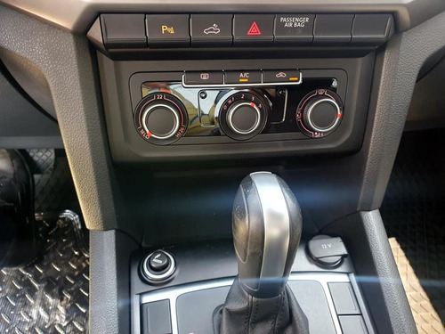 Volkswagen Amarok Amarok 20Td 4X2 Dc Com 180Hp A L17 2022
