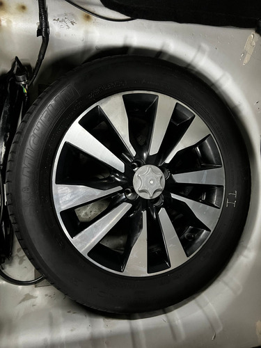 Nissan Kicks 1.6 EXCLUSIVE CVT L17 2018