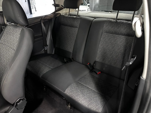 Volkswagen Fox 1.6 HIGHLINE 3P L10 2014