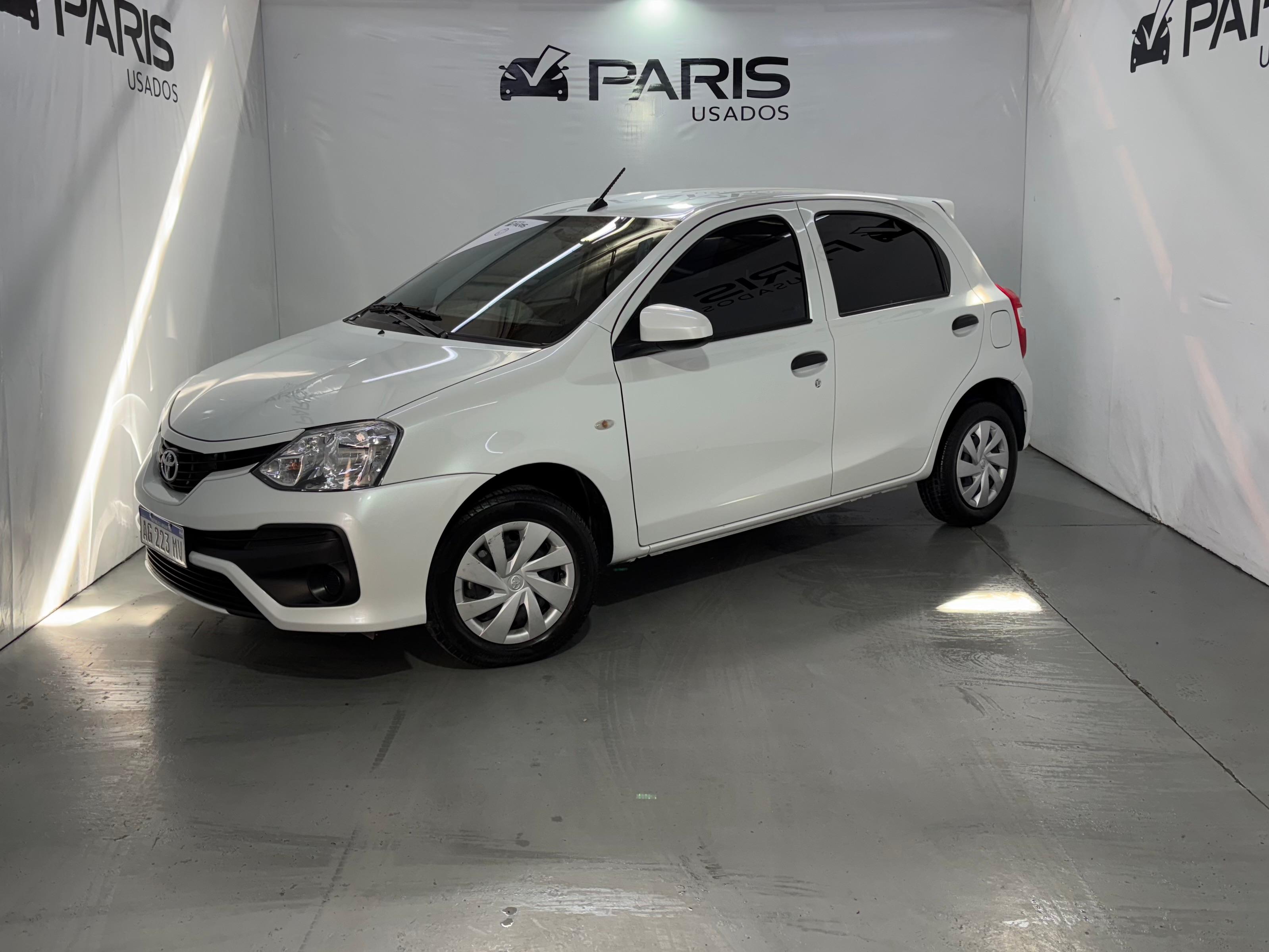 Toyota Etios 1.5 5PTAS X 6MT L/18 2023