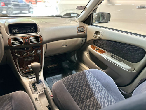 Toyota Corolla 1.8 Xei 2001