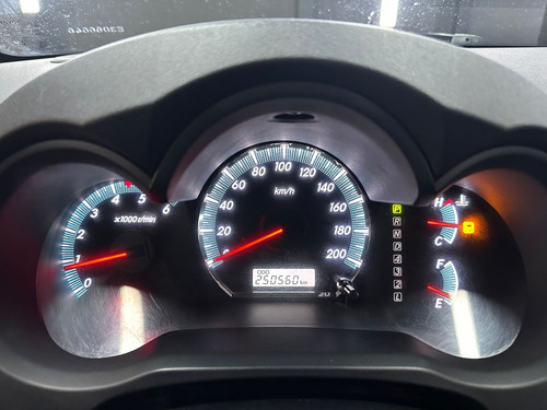 Toyota SW4 TDI SRV CUERO AT L12 2014