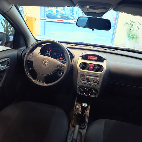 Chevrolet Corsa II 5P CD 1.8N 2011