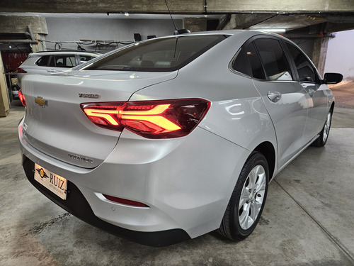 Chevrolet Onix plus 1.0 Turbo Premier I Mt 2020