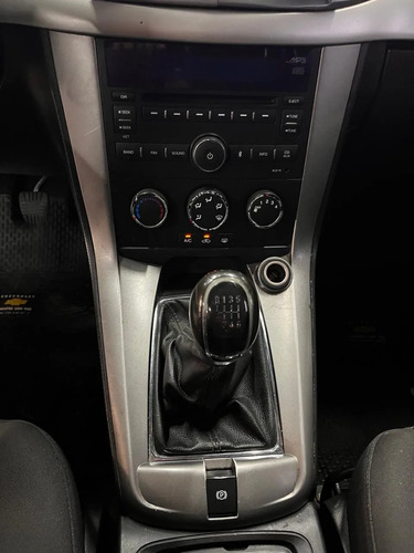 Chevrolet Captiva 2.4 LS L11 2012
