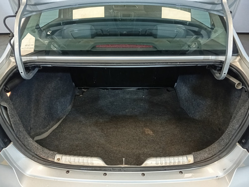 Volkswagen Voyage 1.6 Trendline L/17 2018