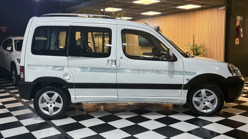 Peugeot Partner Patagónica 1.6 Hdi Vtc Plus 2015