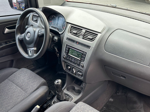 Volkswagen Suran 1.6 Comfortline 101cv 2014