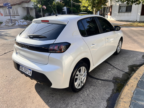 Peugeot 208 1.6 Active Pack 2024