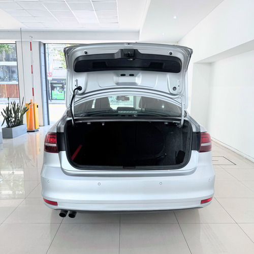 Volkswagen Vento 2016 2016