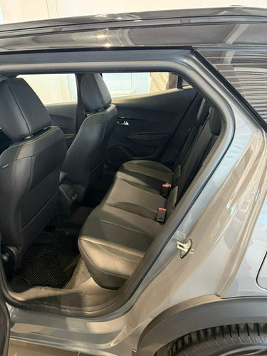 Peugeot 2008 1.0T Gt 2025