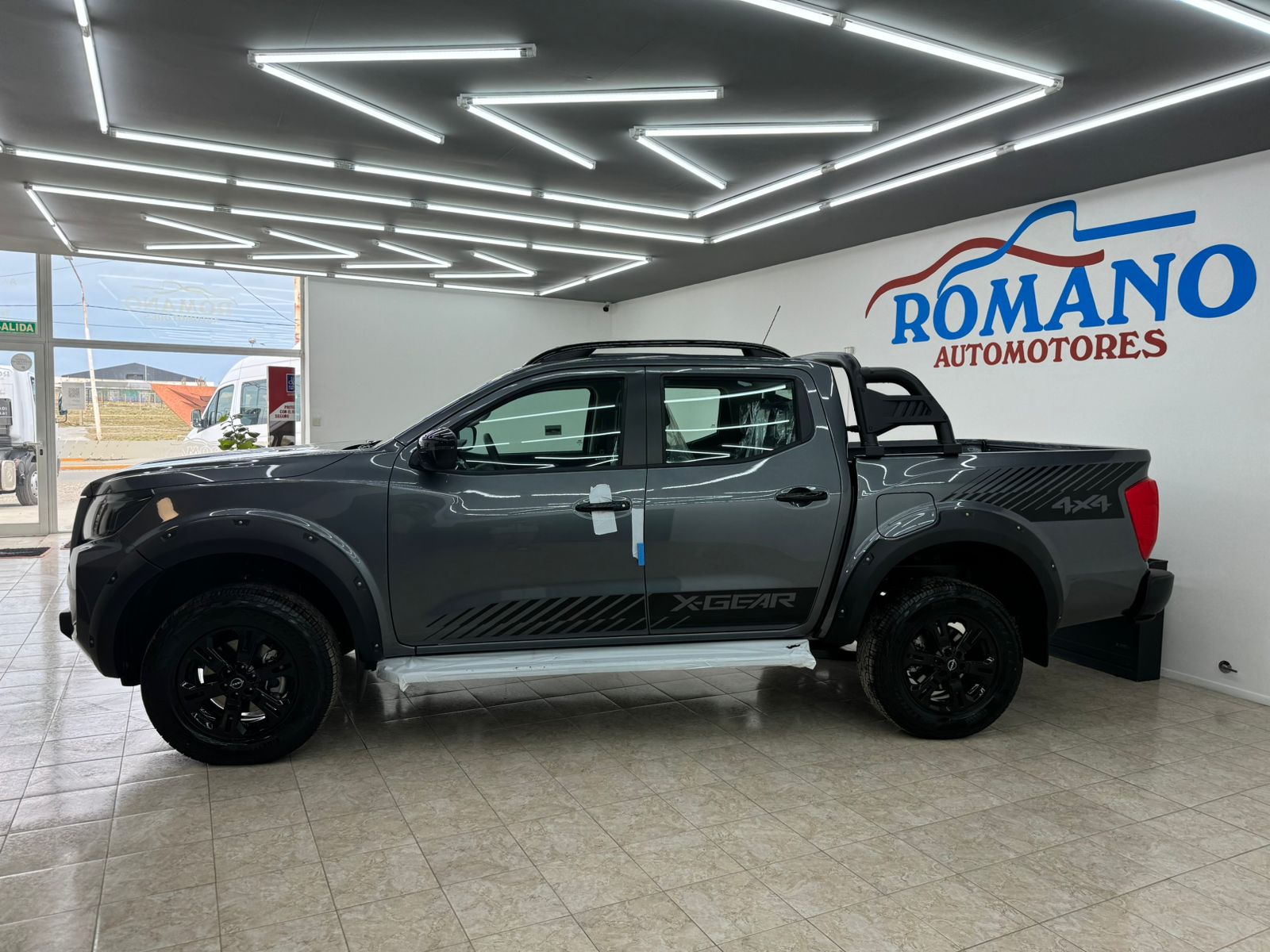 Nissan Frontier NUEVA XGEAR 4X4 AT 2024
