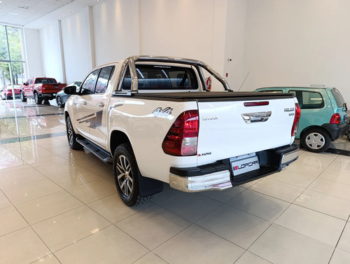 Toyota Hilux Pick-Up 2.8 Cd Srx 177cv 4x4 2016