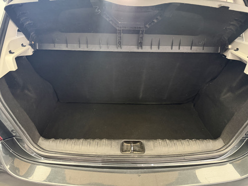 Chevrolet Onix 1.4 Lt 98cv 2016