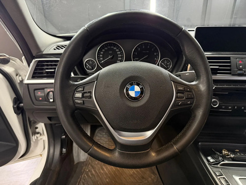 BMW 320 I SEDAN SPORTLINE L18 2018