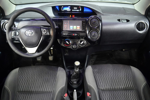 Toyota Etios 1.5 Sedan Xls 2017