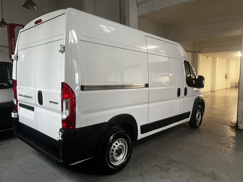 Peugeot Boxer 2.2 Hdi L2H2 140 2026