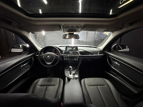 BMW 320 I SEDAN SPORTLINE L18 2018