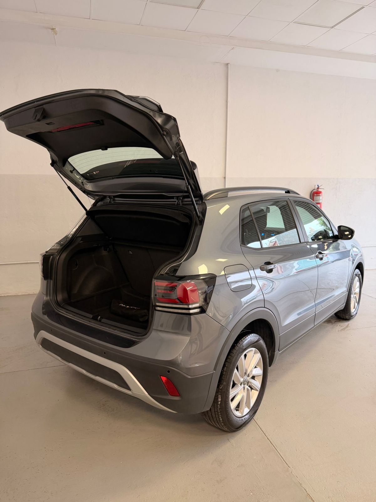 Volkswagen T-cross Trendline 200TSI At G1 2025