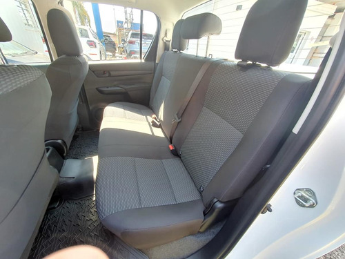 Toyota Hilux 2.4 Cd Dx 150cv 4x4 2025