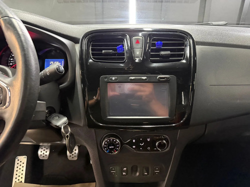 Renault Sandero 2.0 16V RS RACING SPIRIT L17 2017