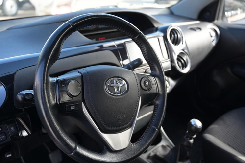 Toyota Etios 1.5 4p X 6mt L18 2018