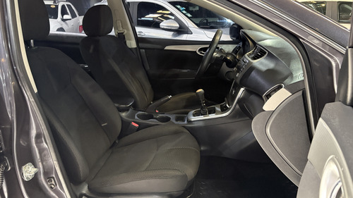 Nissan Sentra 1.8 Advance Pure Drive 2016