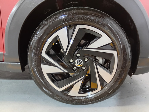 Volkswagen Nivus 200 Tsi Highline At L/25 2025