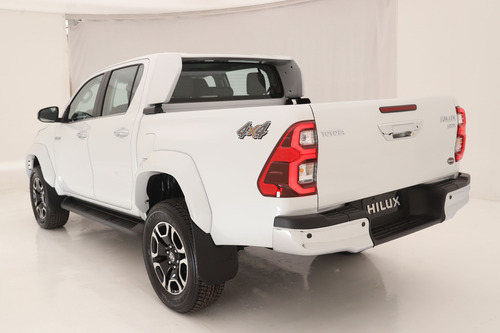 Toyota Hilux Pick-Up 2.8 Cd Srx 204Cv 4X4 At 2025