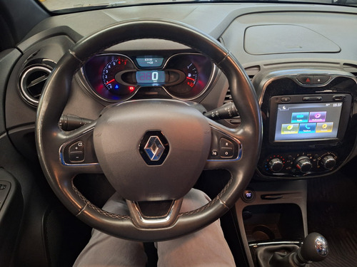 Renault Captur 2.0 Zen 2022