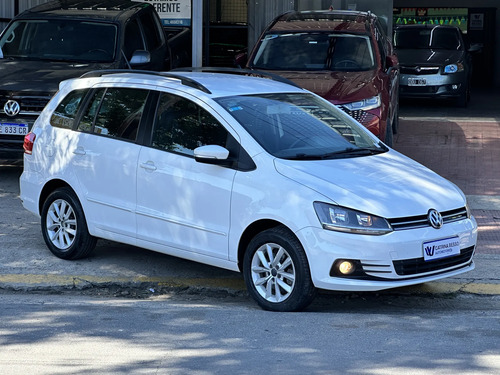 Volkswagen Suran 1.6 Comfortline 101cv 2015