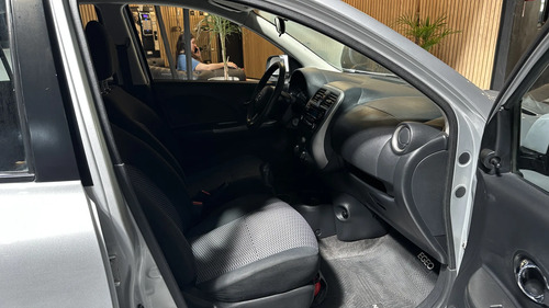 Nissan March 1.6 Sense 107cv M14 2016