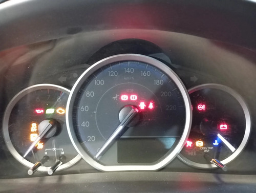 Toyota Yaris 1.5 4 Ptas Xls Cvt L/22 2024