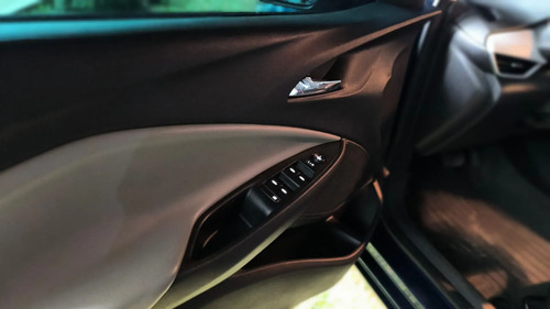 Chevrolet Onix plus 1.0 Turbo Premier At 2020