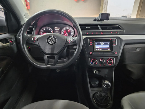 Volkswagen Voyage 1.6 Highline 101cv 2017