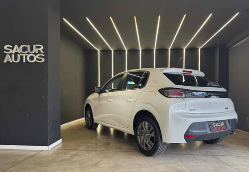 Peugeot 208 1.6 Allure At 2025