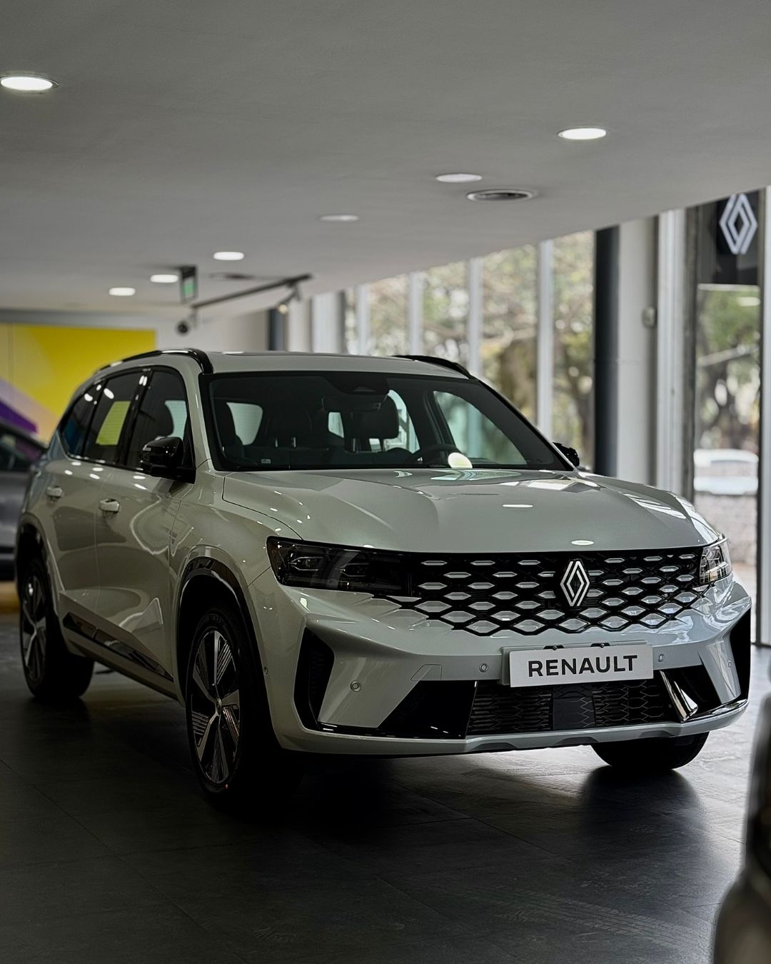 Renault Koleos FULL HYBRID E-TECH 2025