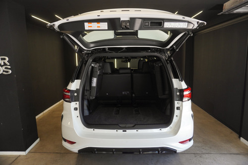 Toyota Hilux SW4 2.8 Tdi Gr-s 4x4 7as 6at 2025